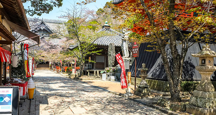 お寺・神社が近くにある